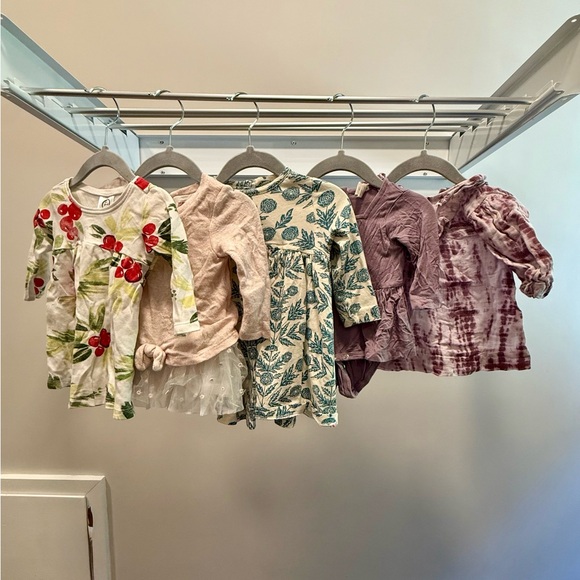 30+ Pieces Curated Fall/Winter Baby Girl Bundle0–6 Months